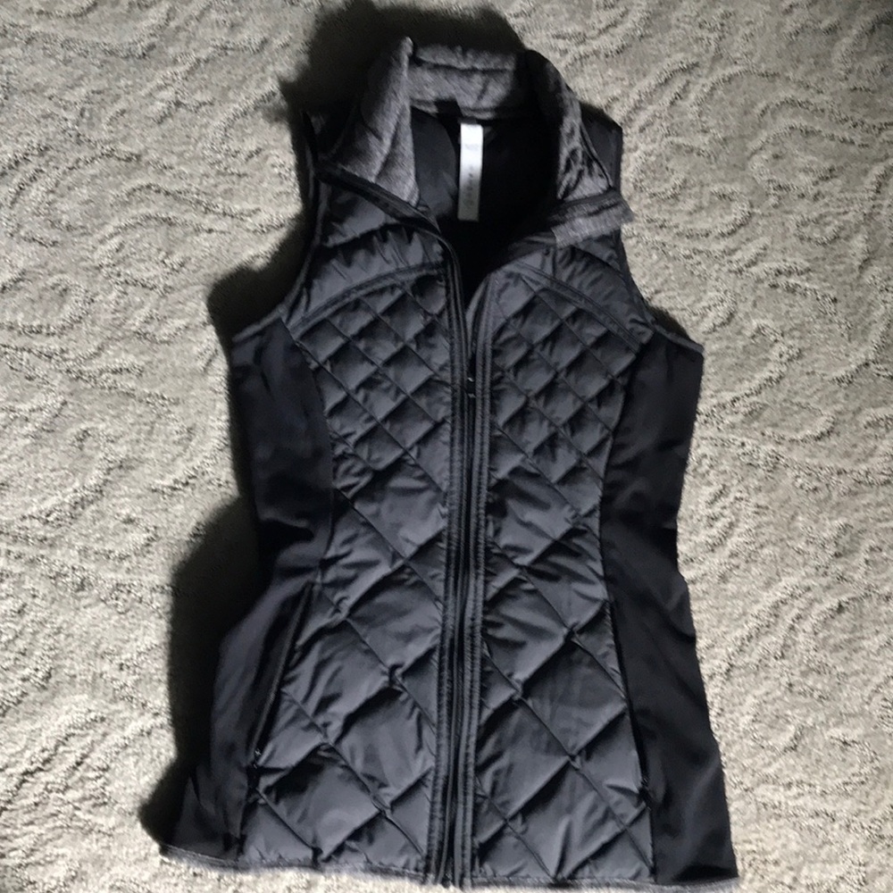 Lululemon women’s vest